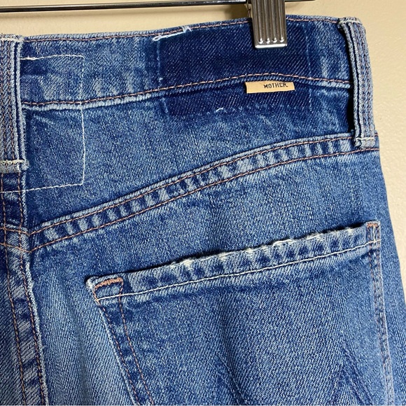 MOTHER Superior The Tomcat Jeans in Kneeling on Stones - Picture 14 of 16